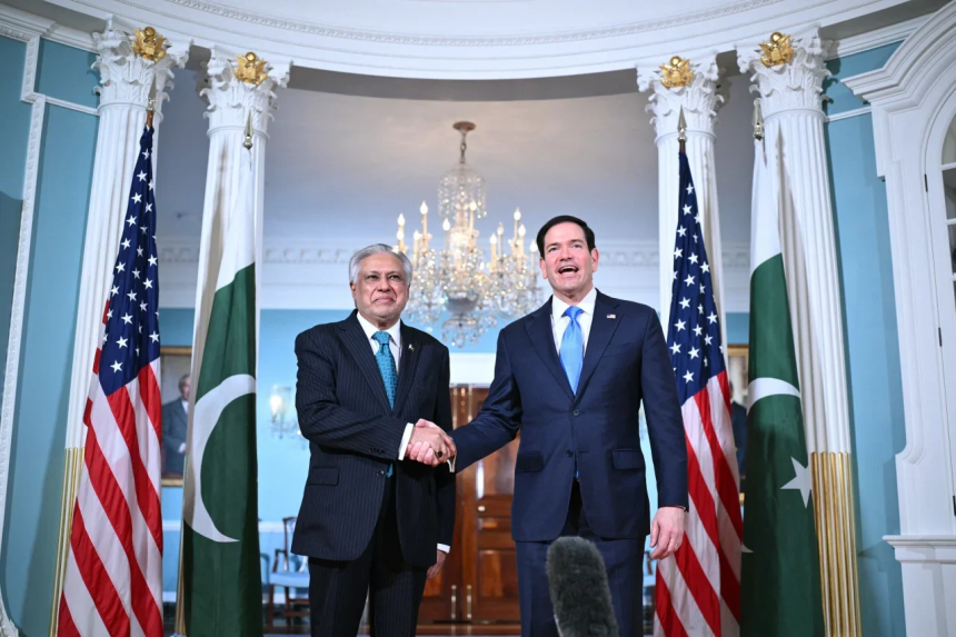Trump-evalua-su-movimiento-mas-decisivo-sobre-Iran-hoy