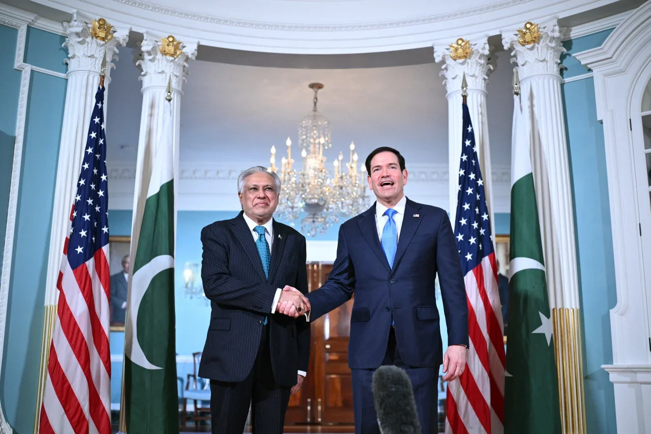 Trump-evalua-su-movimiento-mas-decisivo-sobre-Iran-hoy