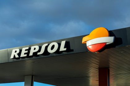 repsol-estudia-una-fusion-inversa-de-su-negocio-upstream-con-apa
