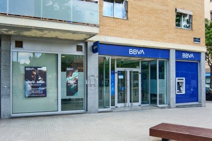 espana-pide-mas-plazo-a-la-ue-por-la-opa-de-bbva