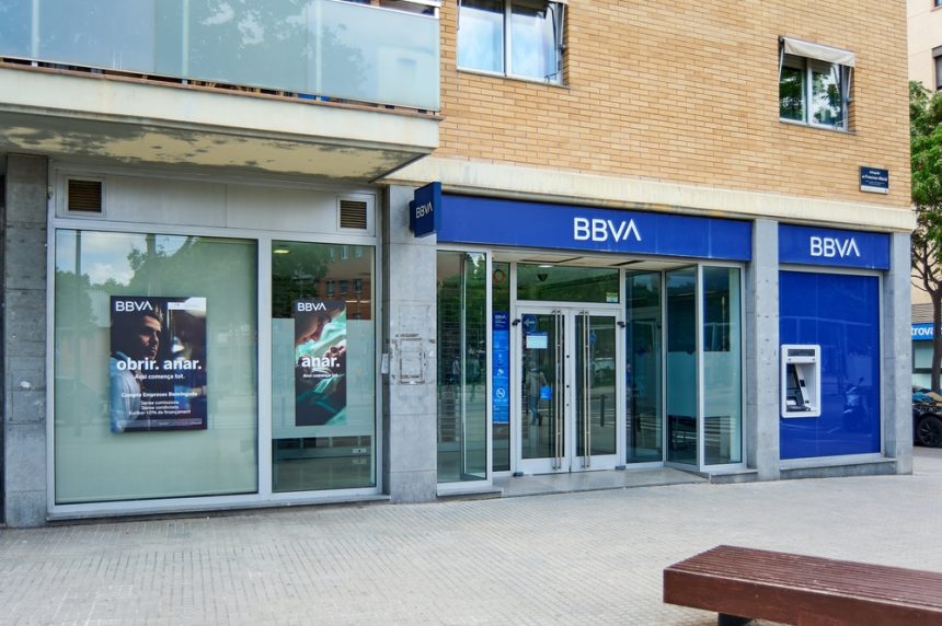 espana-pide-mas-plazo-a-la-ue-por-la-opa-de-bbva