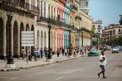 hoteles-españoles-se-repliegan-de-cuba