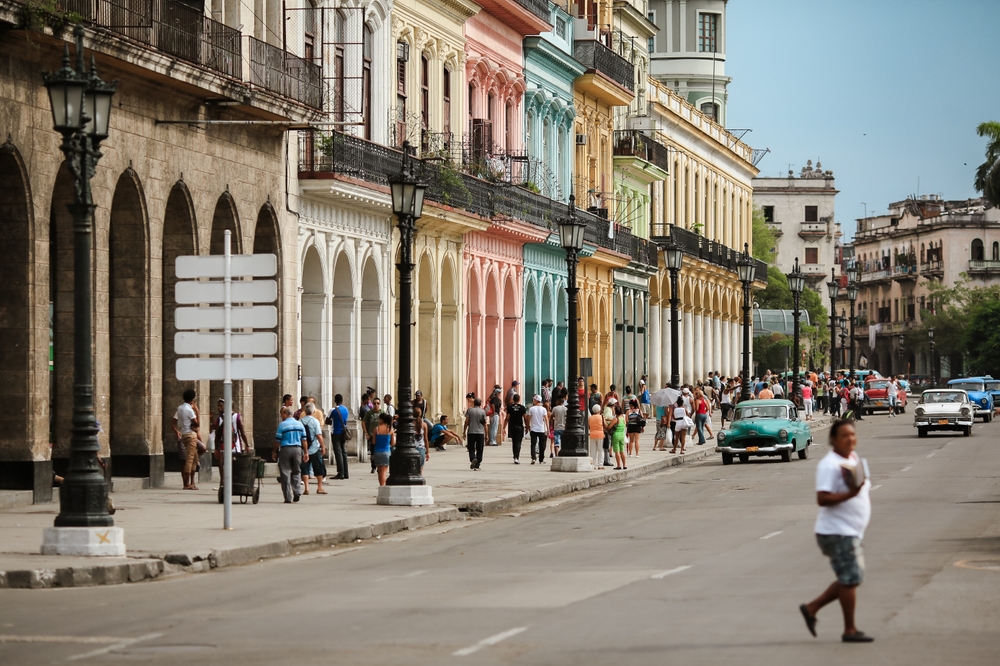 hoteles-españoles-se-repliegan-de-cuba