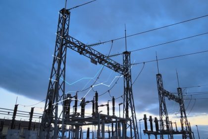 La UE busca reforzar su estrategia energética
